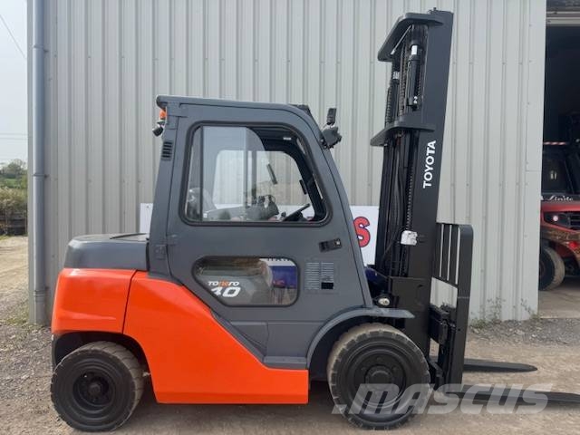 Toyota 40-8FD35N Дизельні навантажувачі