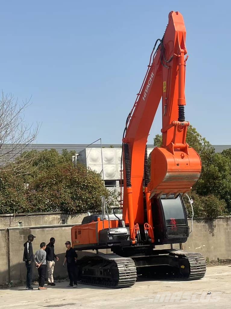 Hitachi ZX 350 Pásové rýpadlá