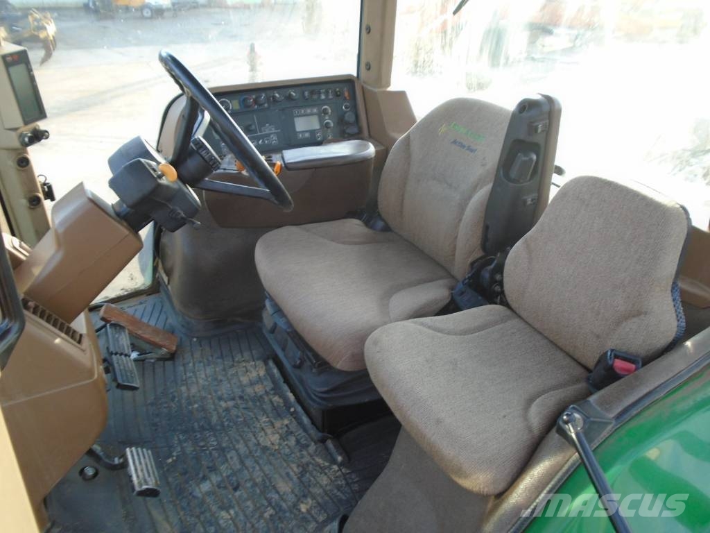 John Deere 8530 Premium الجرارات