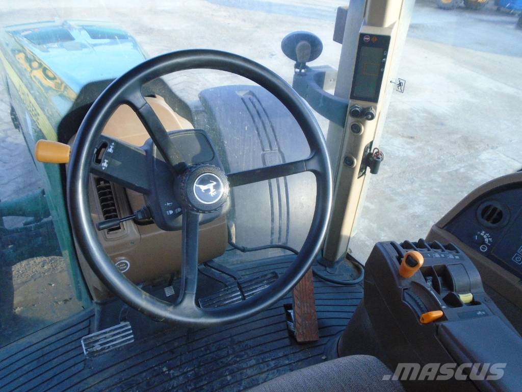 John Deere 8530 Premium الجرارات