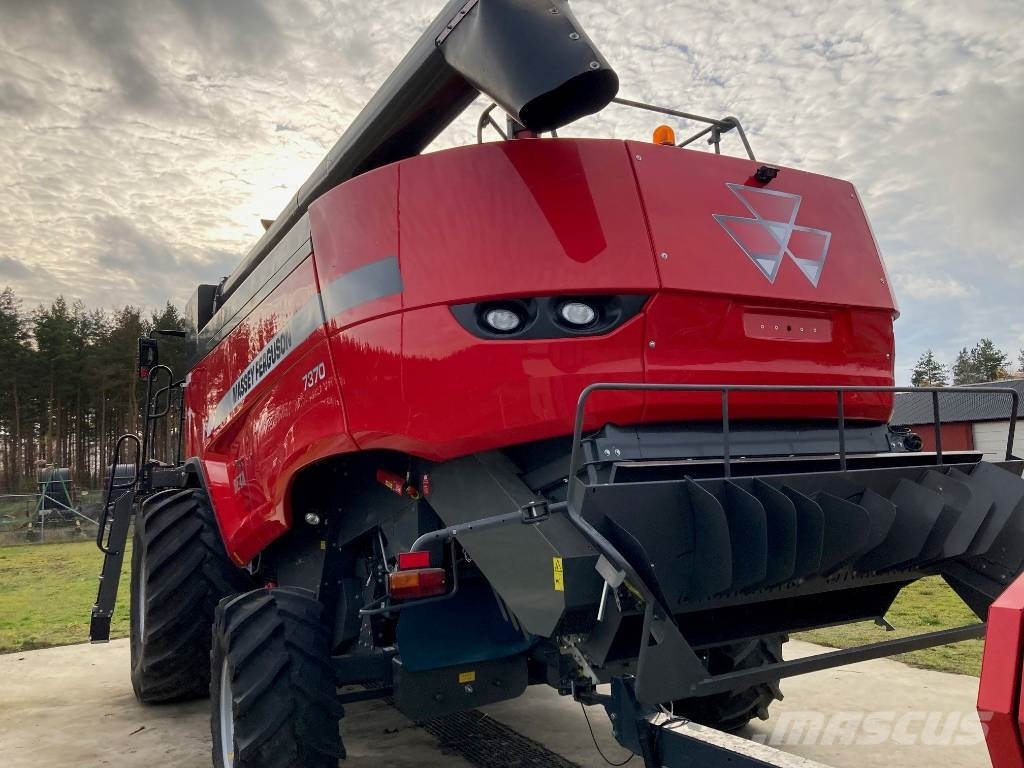 Massey Ferguson 7370 Kombajny zbożowe