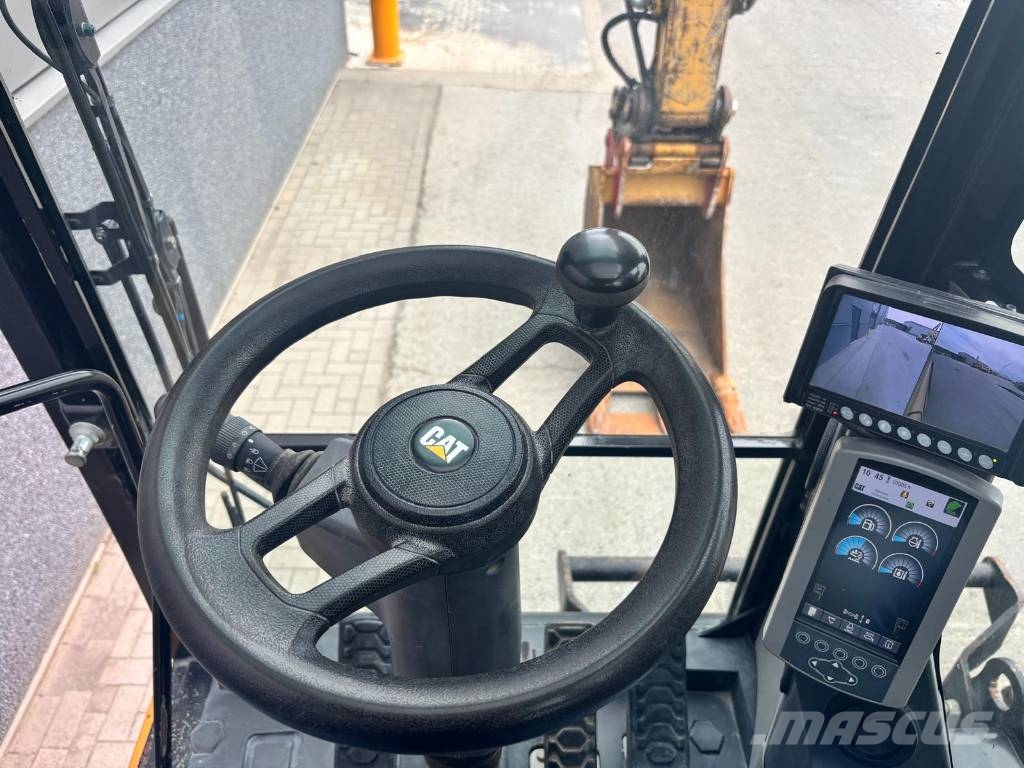 CAT M 318 F Wielgraafmachines