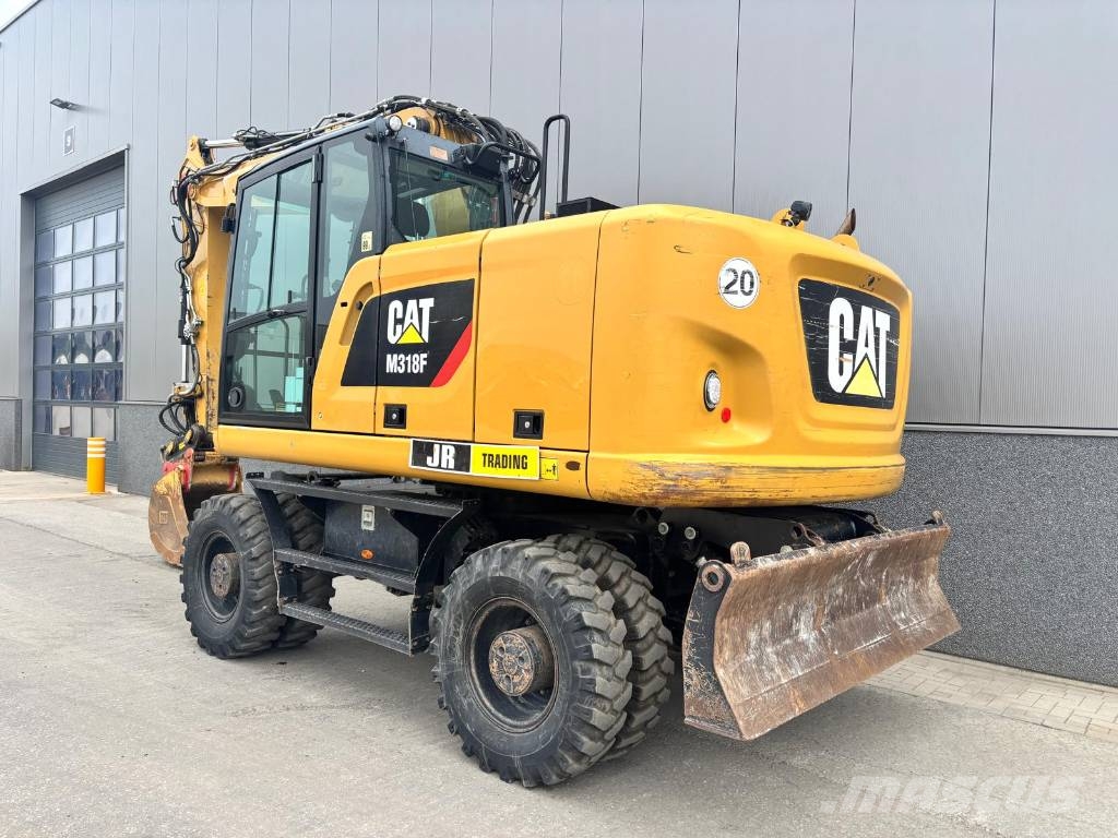 CAT M 318 F Wielgraafmachines