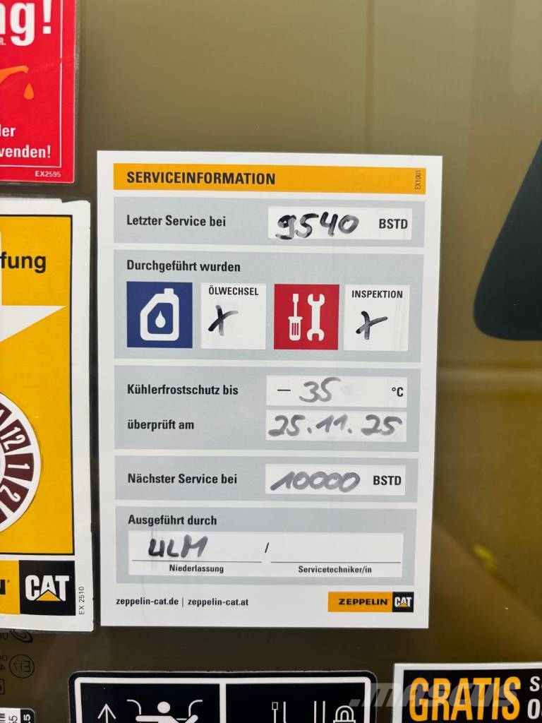 CAT M 318 F Wielgraafmachines