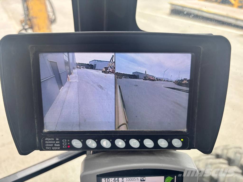 CAT M 318 F Wielgraafmachines