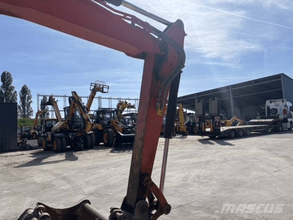 Kubota KX 080-4 Midikaivukoneet 7t - 12t