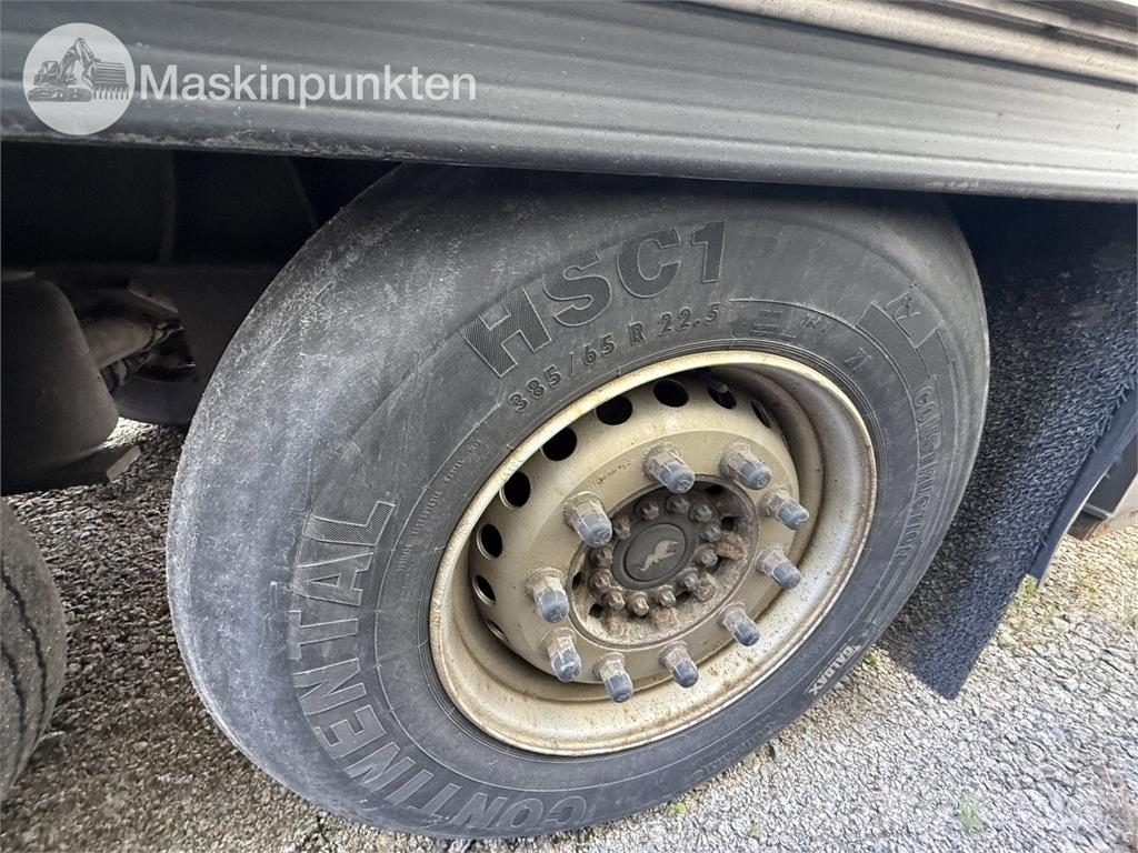 Schmitz SKO 24 Hladilne polprikolice