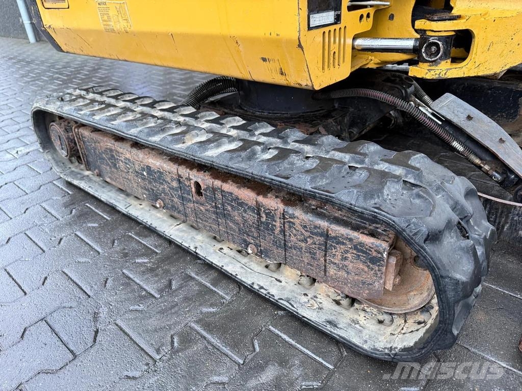 CAT 301.8C Miniescavatori