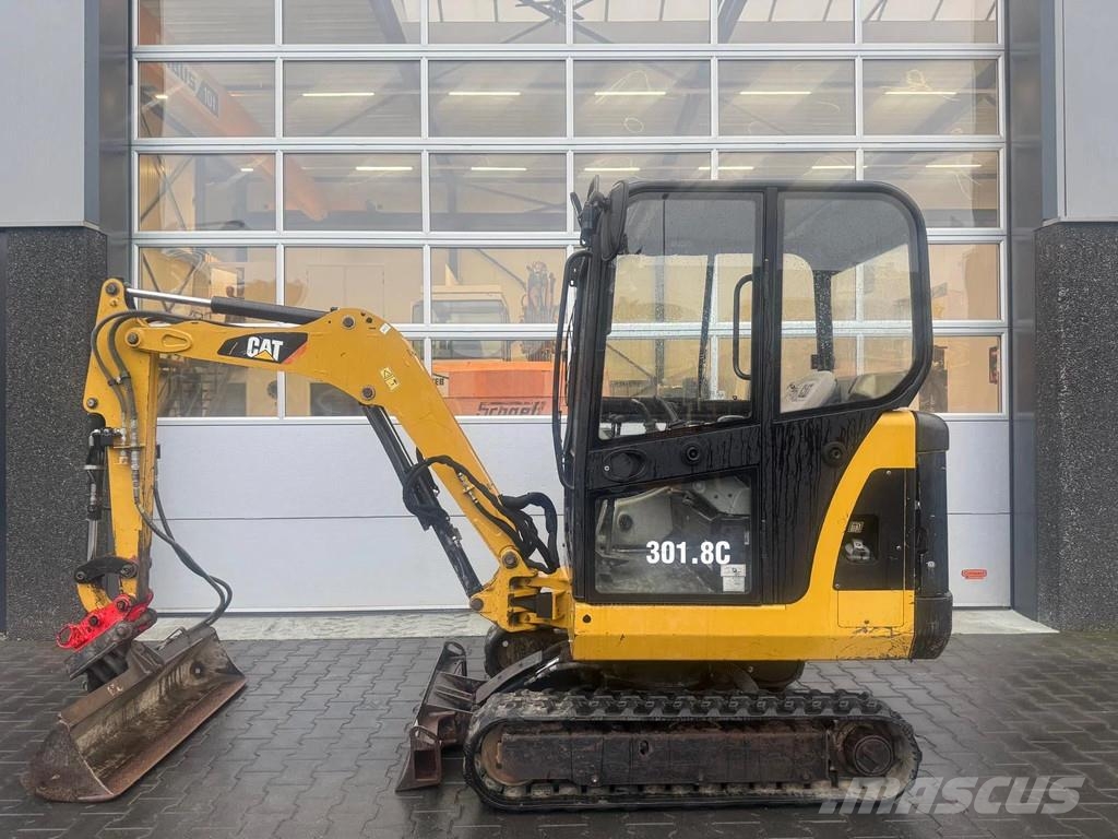 CAT 301.8C Miniescavatori