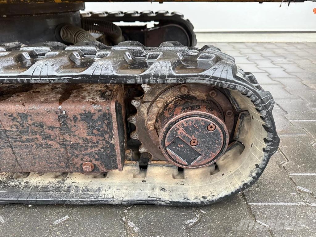 CAT 301.8C Miniescavatori