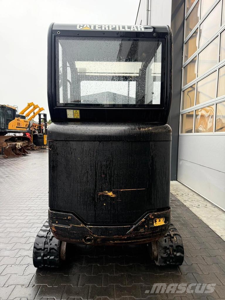 CAT 301.8C Miniescavatori