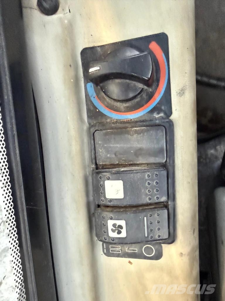 CAT 301.8C Miniescavatori