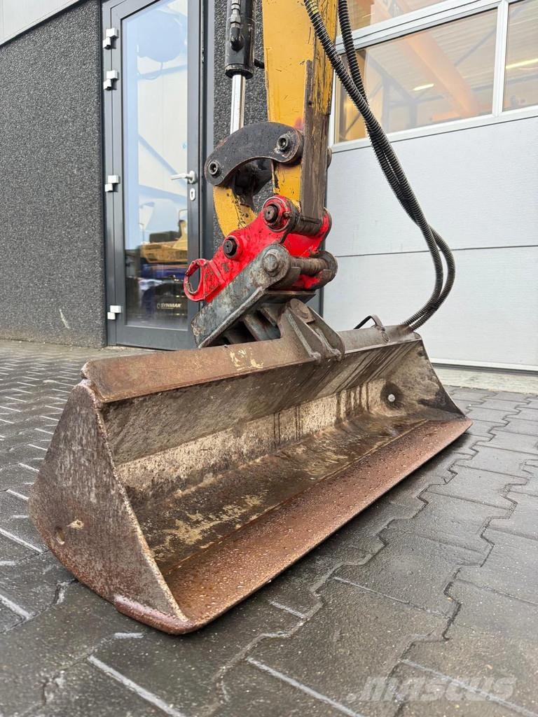 CAT 301.8C Miniescavatori
