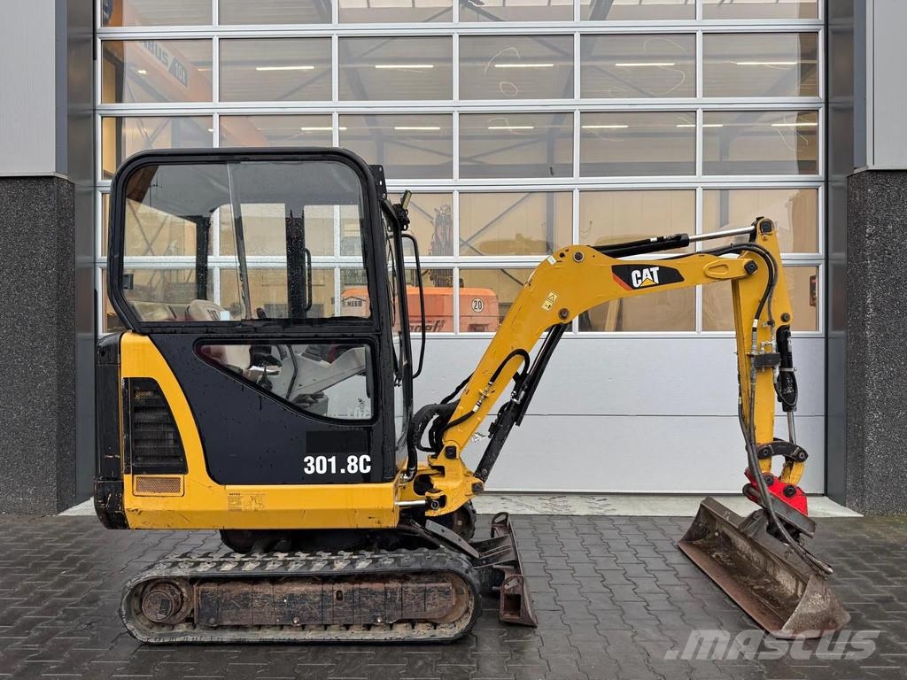 CAT 301.8C Miniescavatori