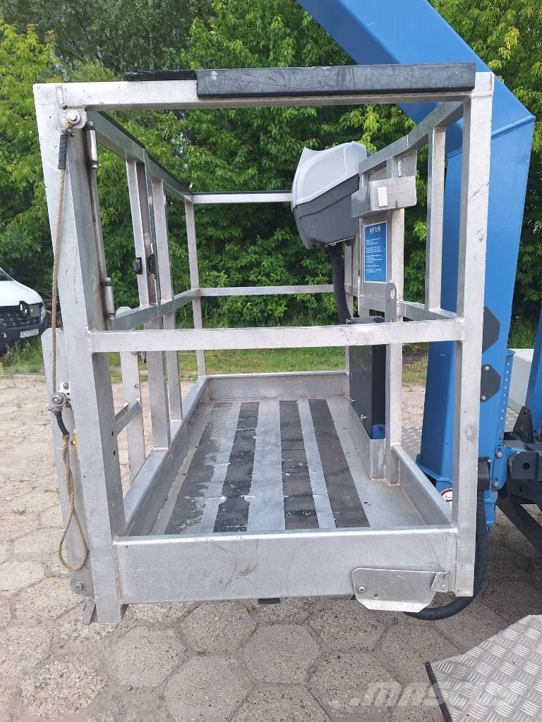 Mercedes-Benz Ruthmann T 330 Plataformas con brazo de elevación telescópico