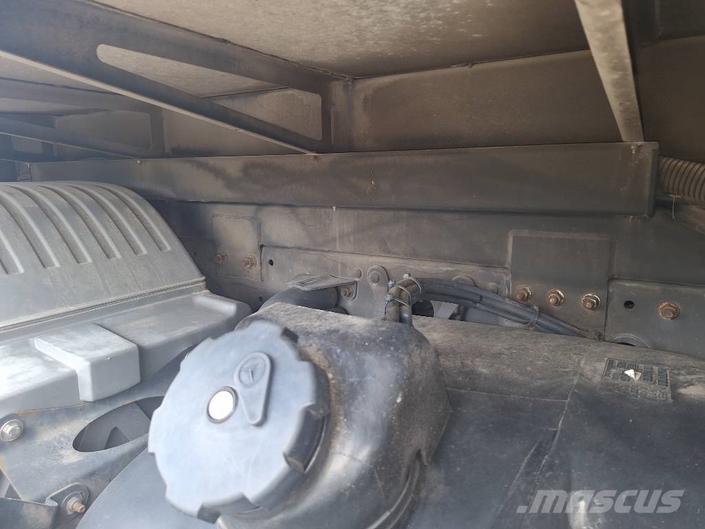 Mercedes-Benz Ruthmann T 330 Plataformas con brazo de elevación telescópico
