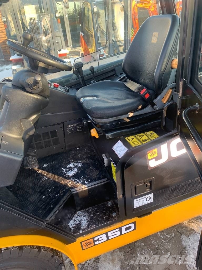 JCB TLT 35 D Телескопические погрузчики