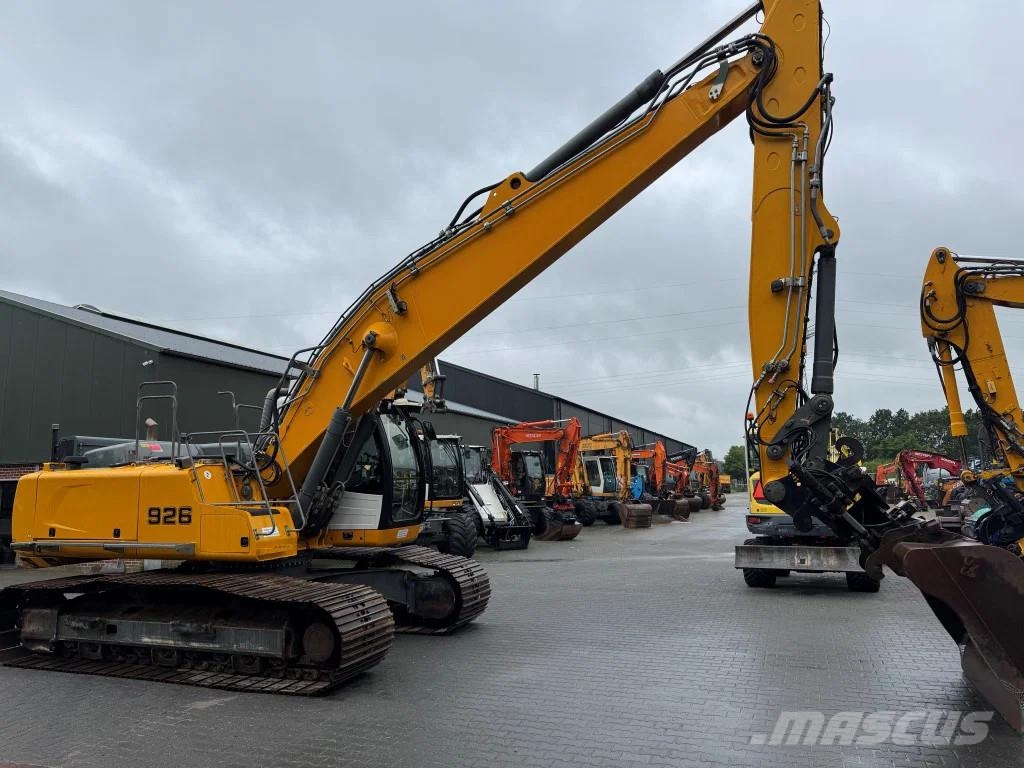 Liebherr R926 Semi Long 11 Mtr Boom Bagri goseničarji
