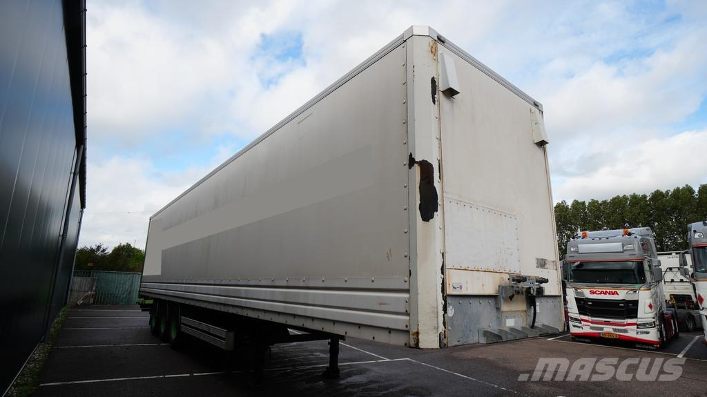 Van Hool 3 axle closed box trailer Skříňové návěsy