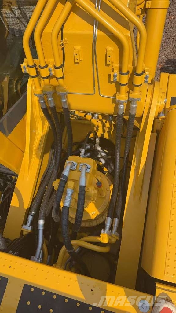 Komatsu PC 450 Bagri goseničarji