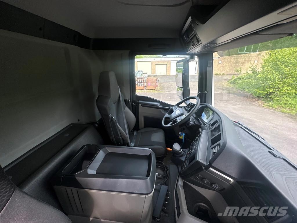 MAN TGS 33.440 MAN TGS 33.440 6x4 Epsilon 170Z MultiLi Hook lift trucks