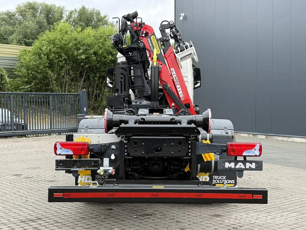 MAN TGS 33.440 MAN TGS 33.440 6x4 Epsilon 170Z MultiLi Hook lift trucks