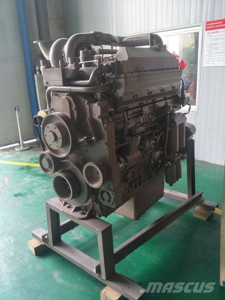 Cummins KTTA19-C700 Motorer