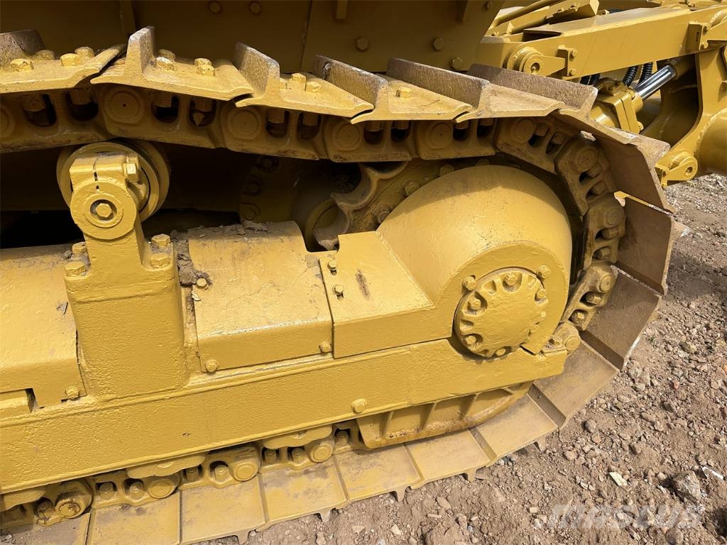 CAT D6G Crawler dozers
