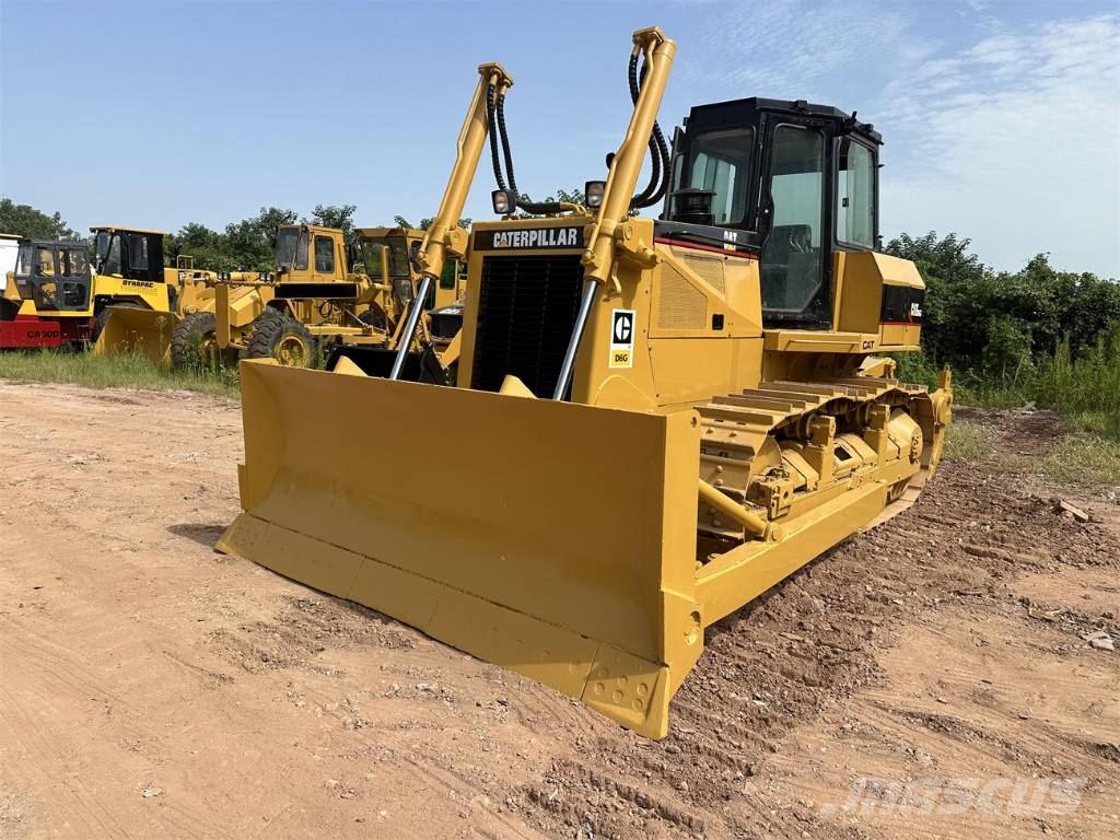 CAT D6G Crawler dozers