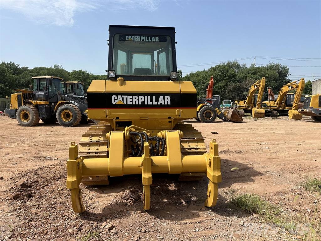 CAT D6G Crawler dozers