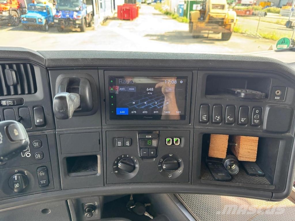 Scania R490 6X2 EURO 6 + RETARDER + BIG AXLE Camiones tractor
