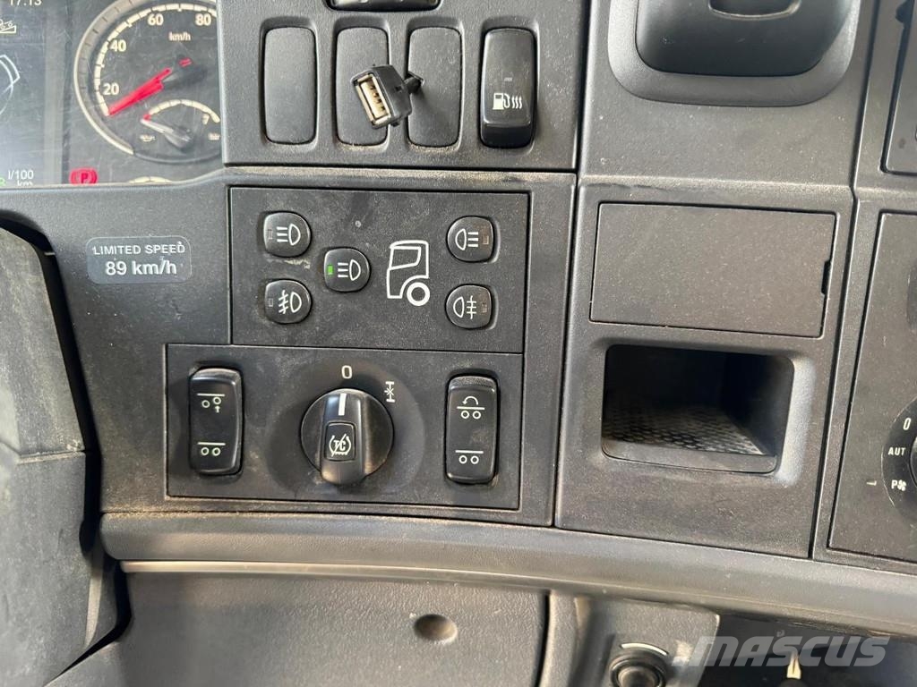 Scania R490 6X2 EURO 6 + RETARDER + BIG AXLE Camiones tractor