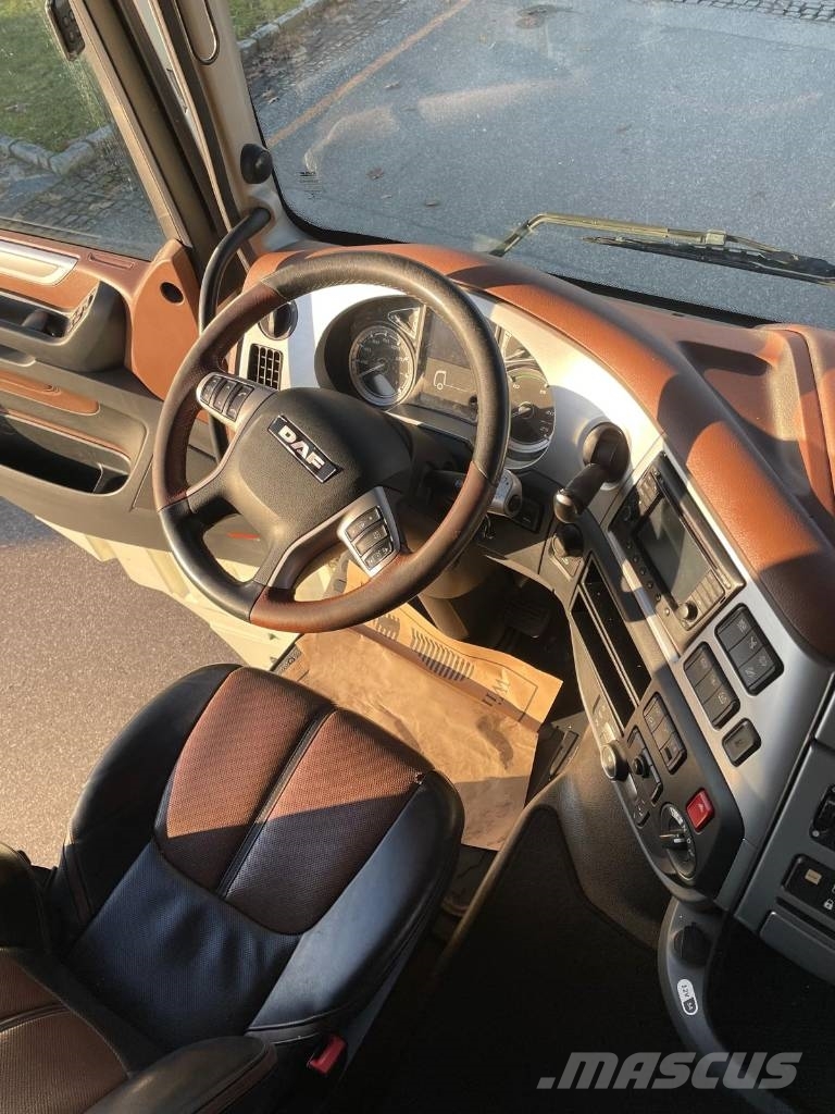 DAF XF 530 FT 트랙터 유닛