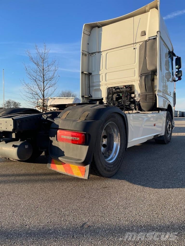 DAF XF 530 FT 트랙터 유닛