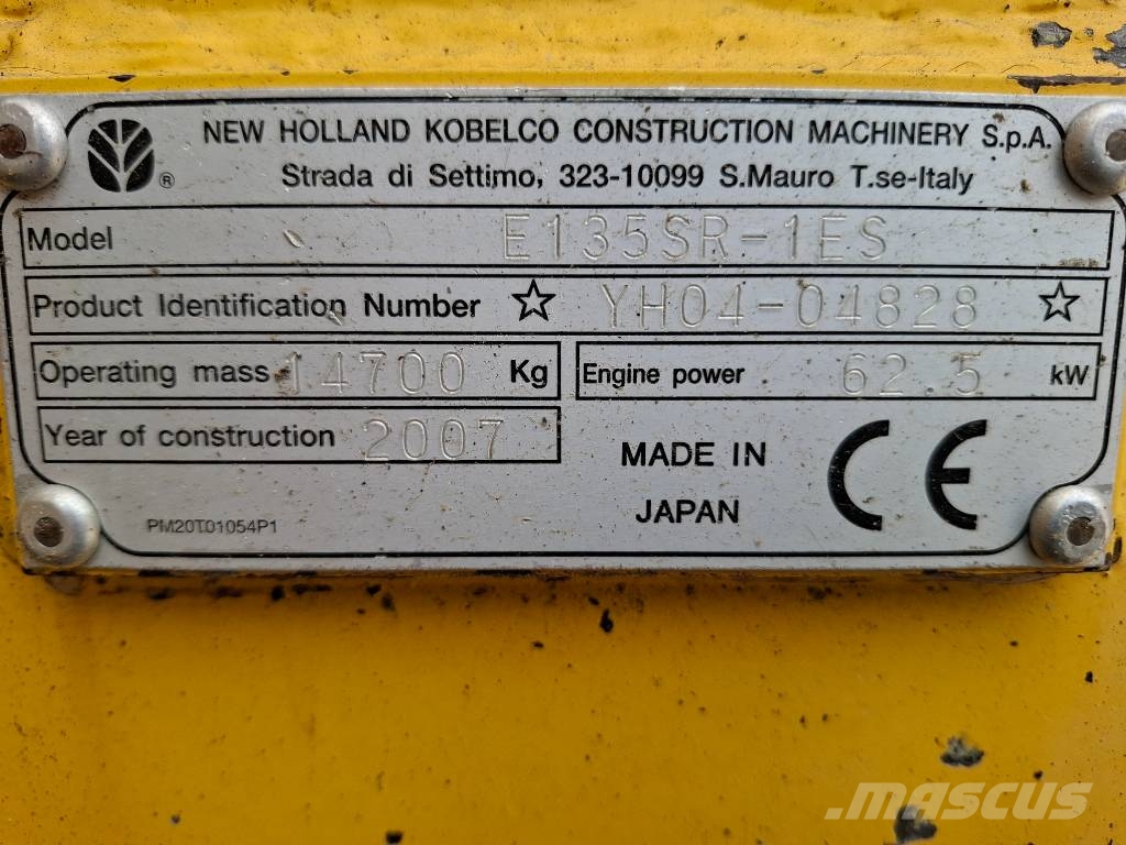 New Holland Kobelco E135SR-1ES Excavadoras sobre orugas