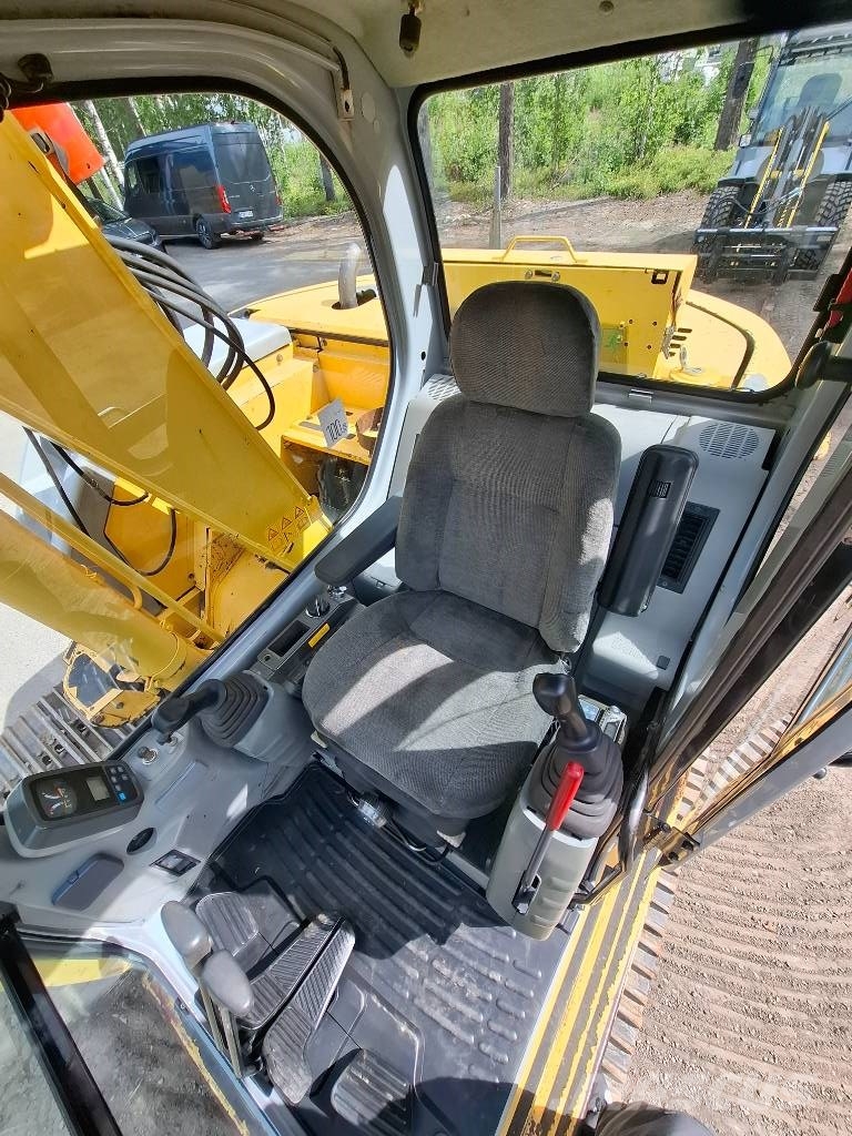 New Holland Kobelco E135SR-1ES Excavadoras sobre orugas