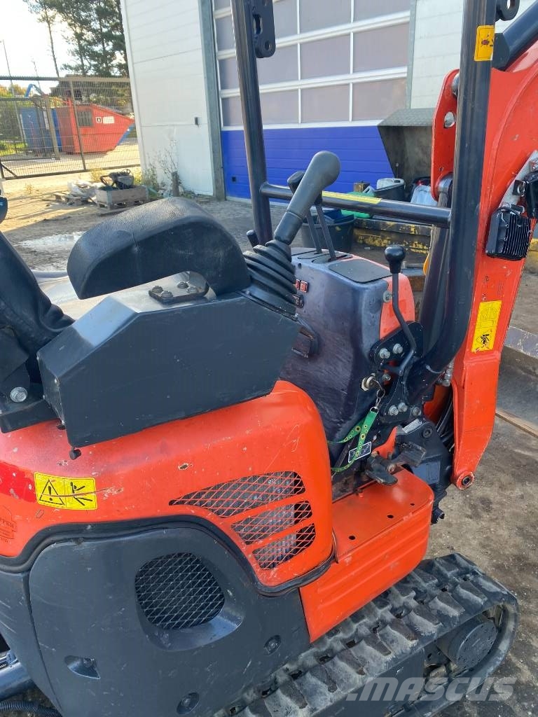 Kubota U 10-3 小型挖掘机