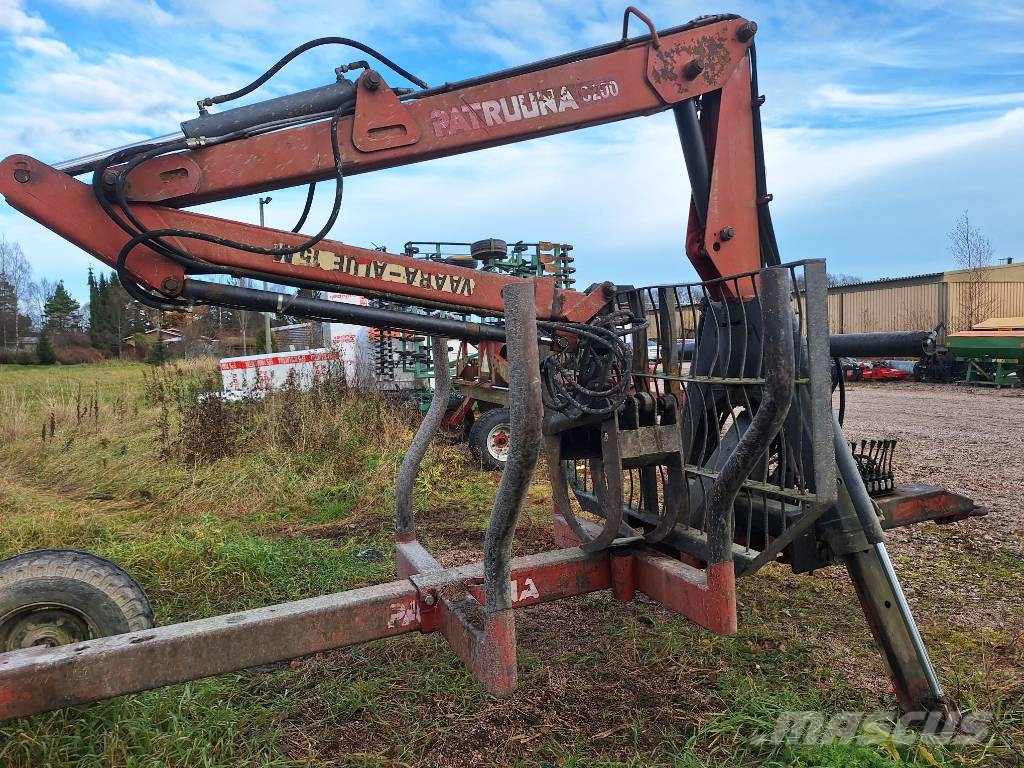 Patruuna 3200 Grue, Chargeur