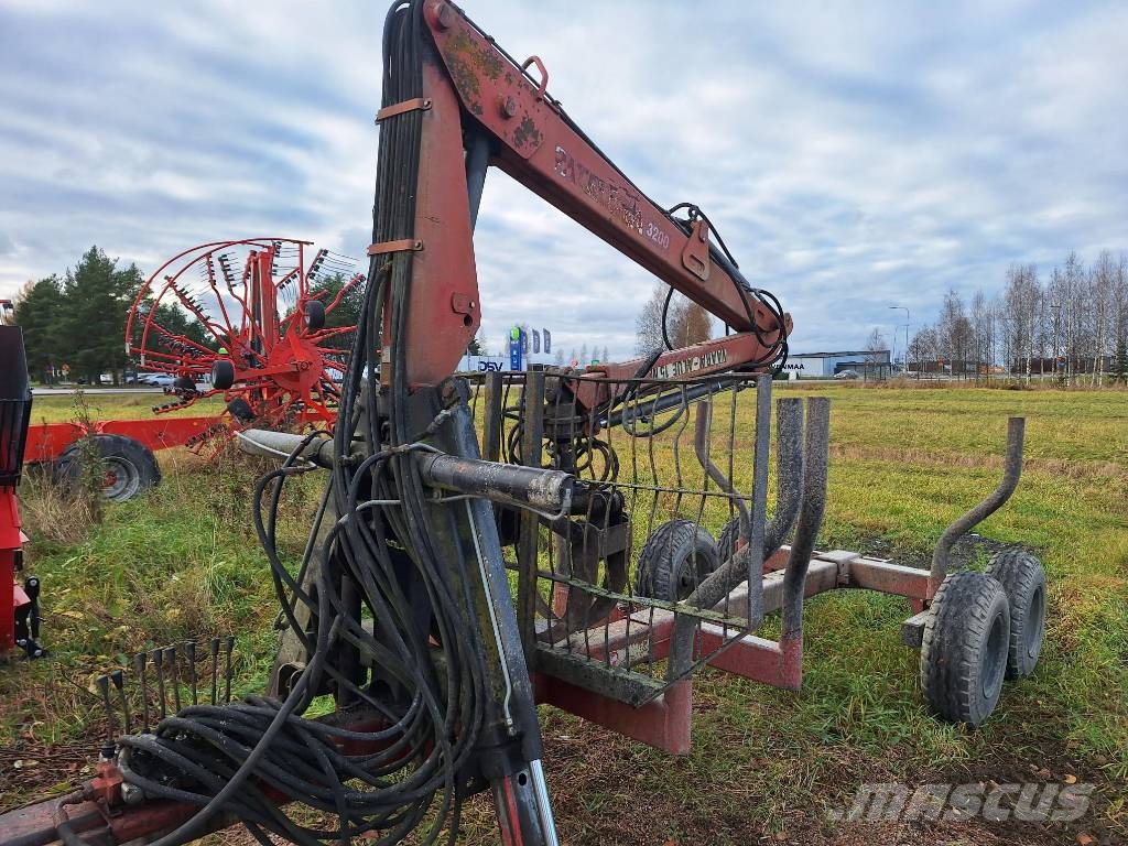Patruuna 3200 Grue, Chargeur