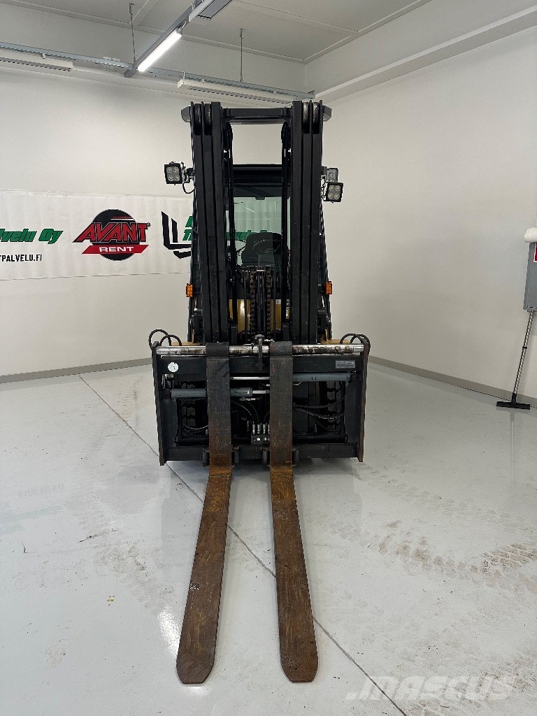 CAT DP 50 N Dīzeļa autoiekrāvēji