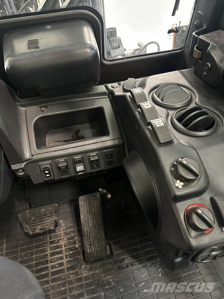 CAT DP 50 N Dīzeļa autoiekrāvēji