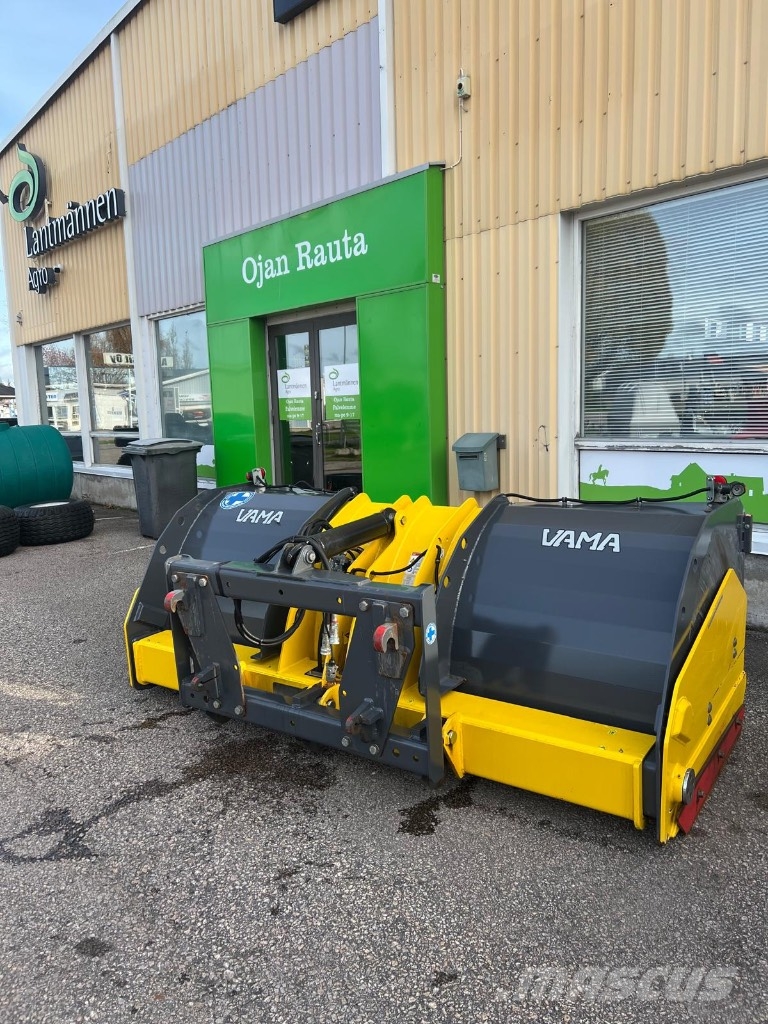 Vama ELK 2500 levenevä aura スノーブレードとプラウ