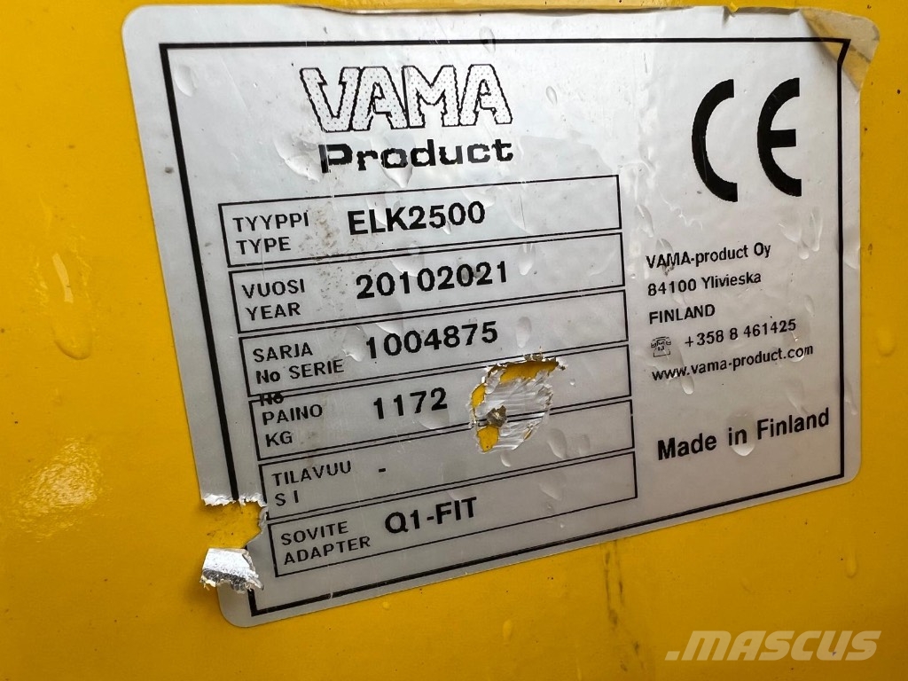 Vama ELK 2500 levenevä aura スノーブレードとプラウ