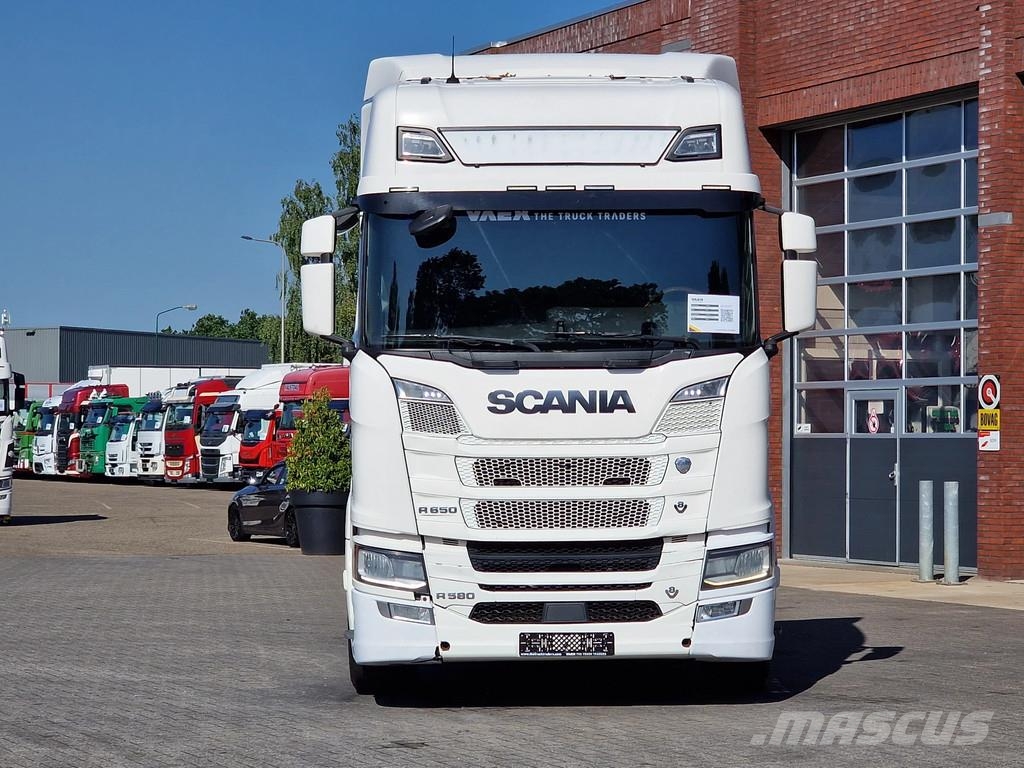 Scania R580 V8 NGS Highline 6x2 BDF - Retarder - Full air Camiones desmontables