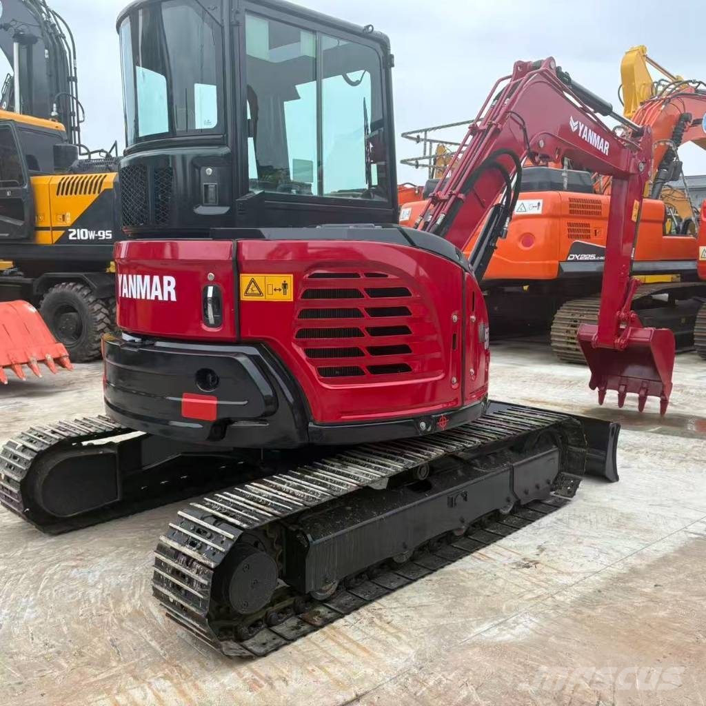 Hitachi vio55 حفارات زحافة