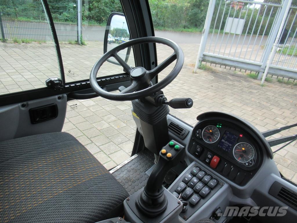 Hako Multicar M29 C EURO6 Mobilhydraulik 4WD + 4WS Kipp Tippbilar