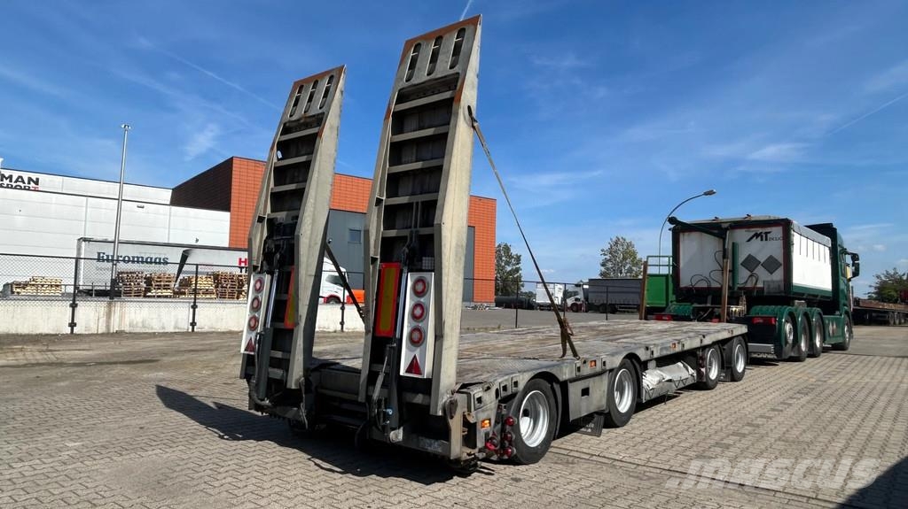 Nooteboom MA400 Semi dieplader | gegalvaniseerd | 4 asser | Niski utovarivači