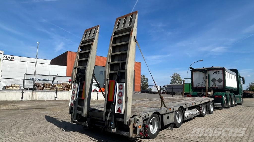 Nooteboom MA400 Semi dieplader | gegalvaniseerd | 4 asser | Niski utovarivači