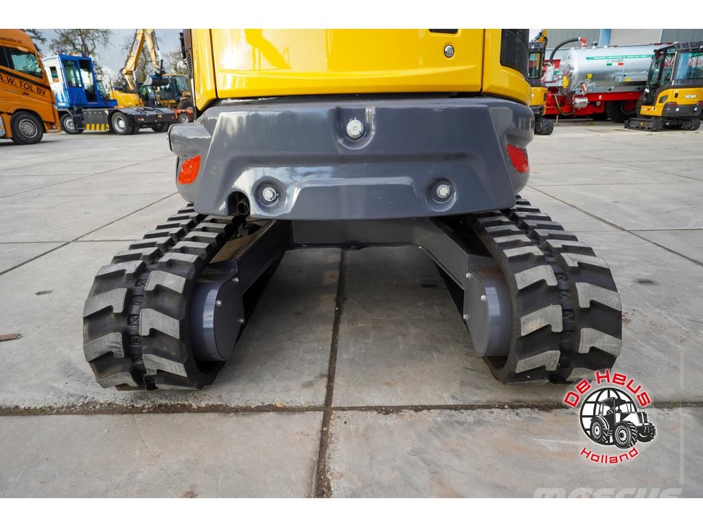 Eurotrac HE26SR حفارات خاصة