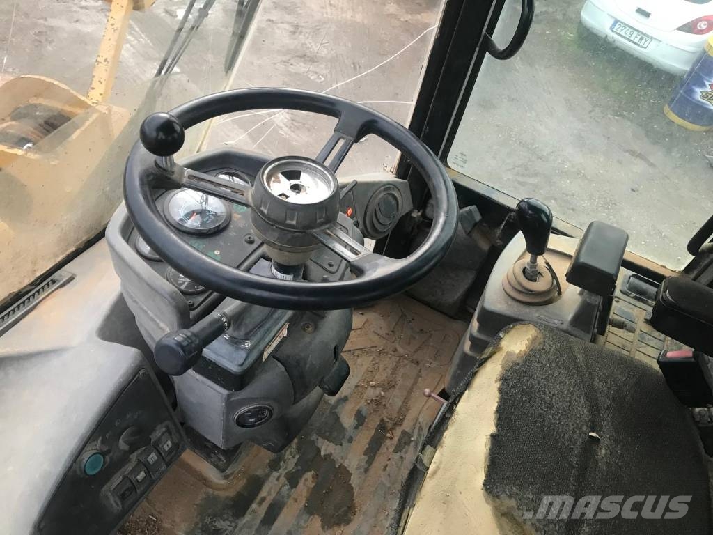 CAT 938 G Chargeuse sur pneus
